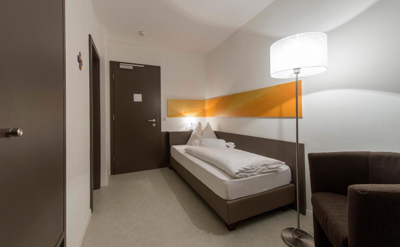 Pension Lichtenburg นาลเลส ภายนอก รูปภาพ